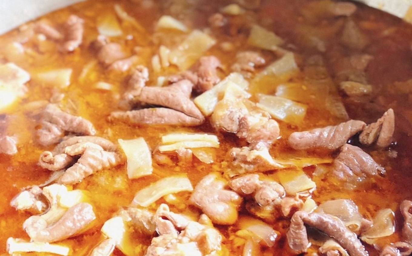 【国産豚もつ煮】割烹天八 自家製 もつ煮 500g×1袋 冷凍