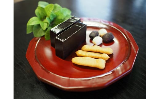 菓子道楽新野屋 くろ羊かん（5本）・米菓（11種） にぎわいセット