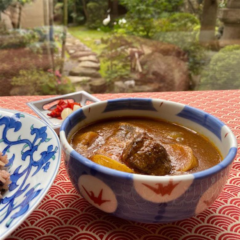 城下町しばたの恵み咖喱パック 400g×4 【 カレー 志まや 割烹 豚肉 4袋 400g 冷凍 簡単 贈答 レトルト 時短 J33 】