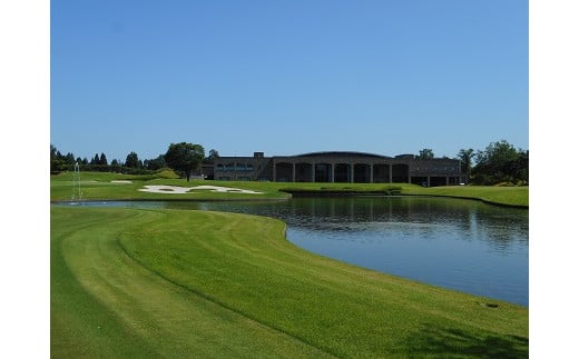 新発田市内ゴルフ場共通感謝券(300,000円分) 【 温泉 旅行 感謝券 旅行券 宿泊券 利用券 宿泊 新潟 ゴルフ 月岡 A02_100 】