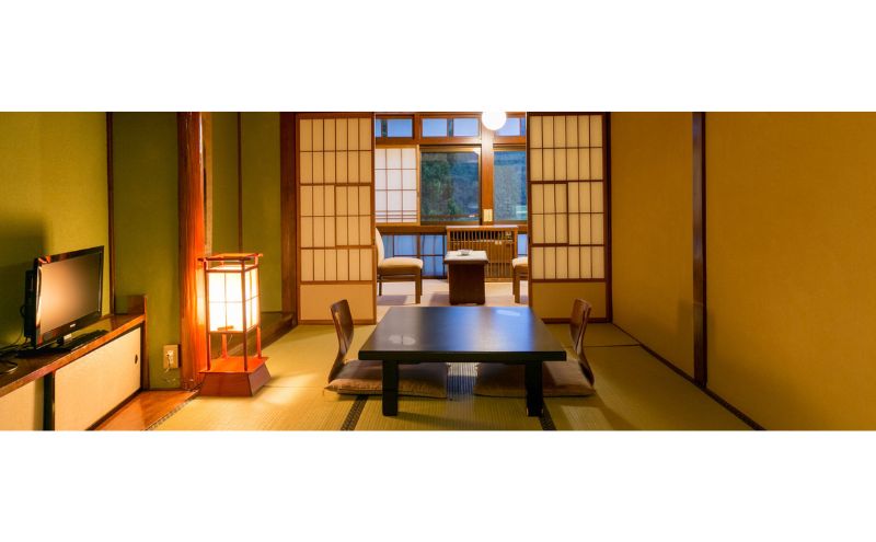 【登録有形文化財】宮大工の造った木造三階客室　平日限定ペア宿泊券