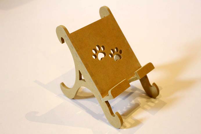 アニマルスマートフォンスタンド ネコ　黄