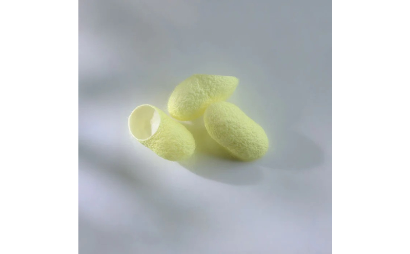 《絹生活研究所》シルク石けん（バラ×ハチミツ）90g