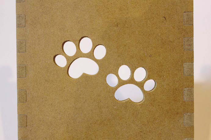 アニマルスマートフォンスタンド ネコ　黄