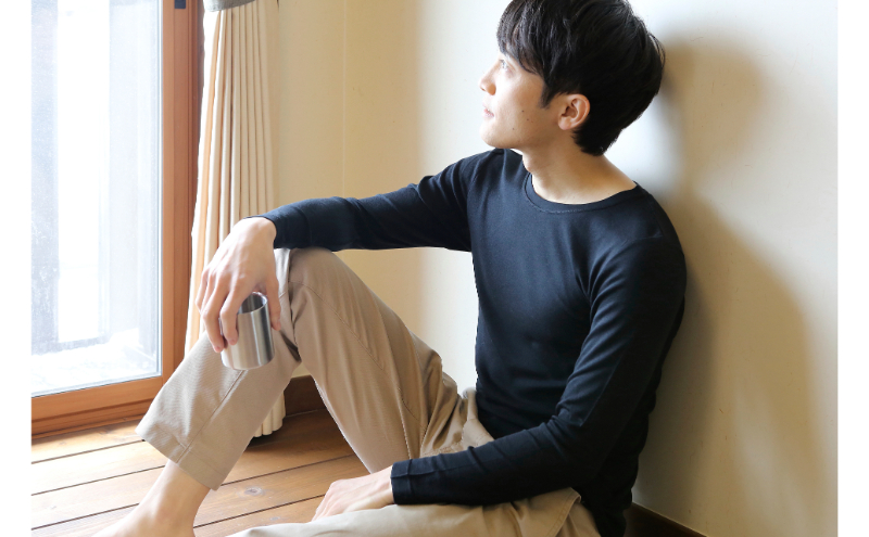 《絹生活研究所》インナー／メンズ／長袖／ブラック／Mサイズ