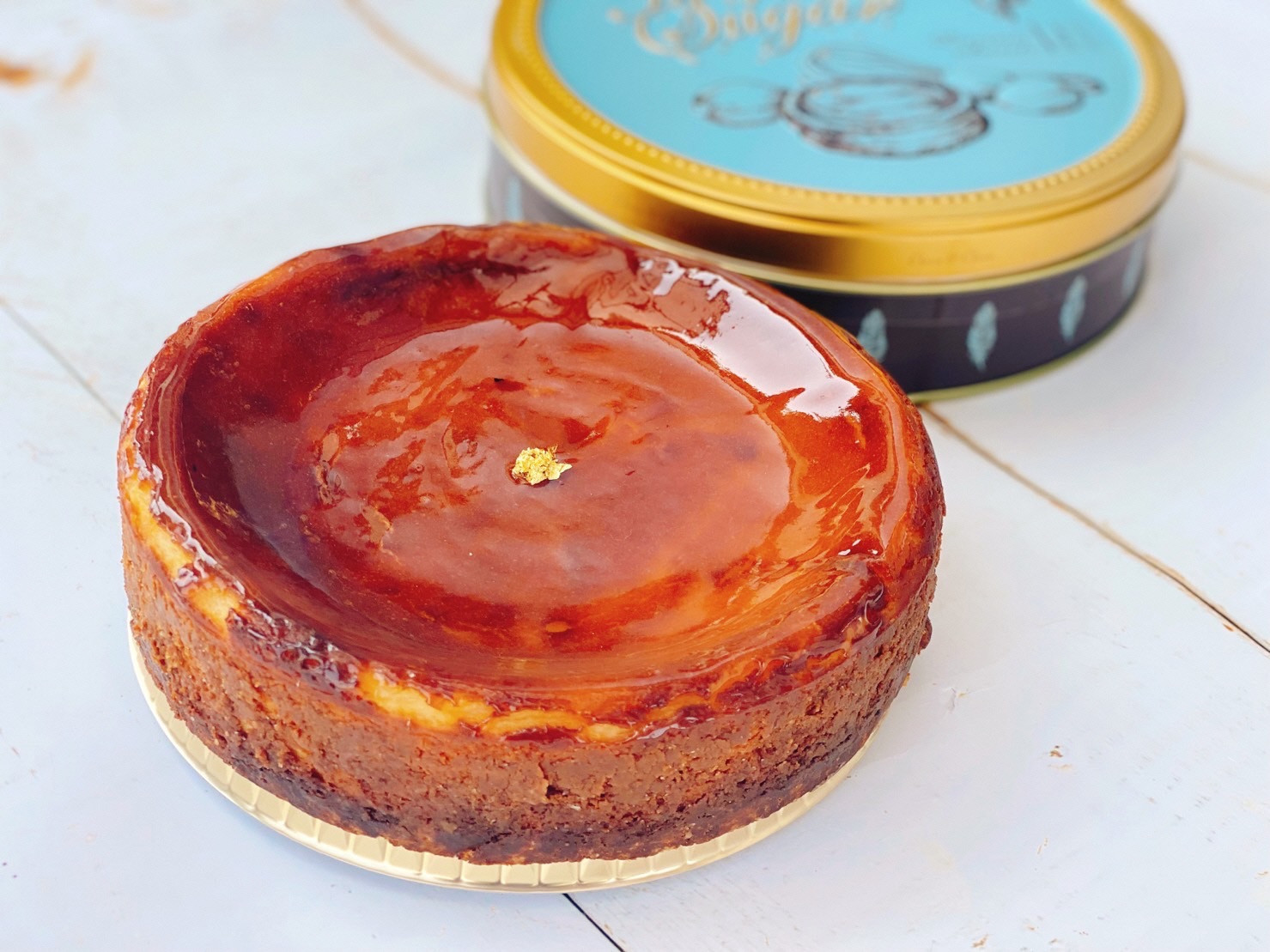 【究極のチーズケーキ】 preciousチーズチーズ～オーガニック ケーキ（直径15cm） ギフト缶入り～ 1073001