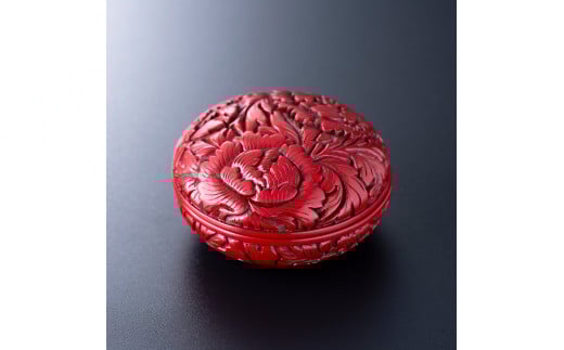 E4038 村上木彫堆朱　香合（牡丹唐草）