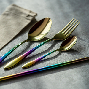 チタン製ストラー・カトラリーセット レインボー レインボー