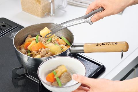 OGS-500 燕人の匠 [桜吟] ステンレスゆきひら鍋18cm 蓋付き