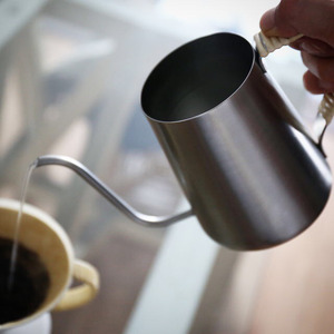 グローカルスタンダードプロダクツ TSUBAME Drip pot / 600ml / シルバー シルバー 600ml