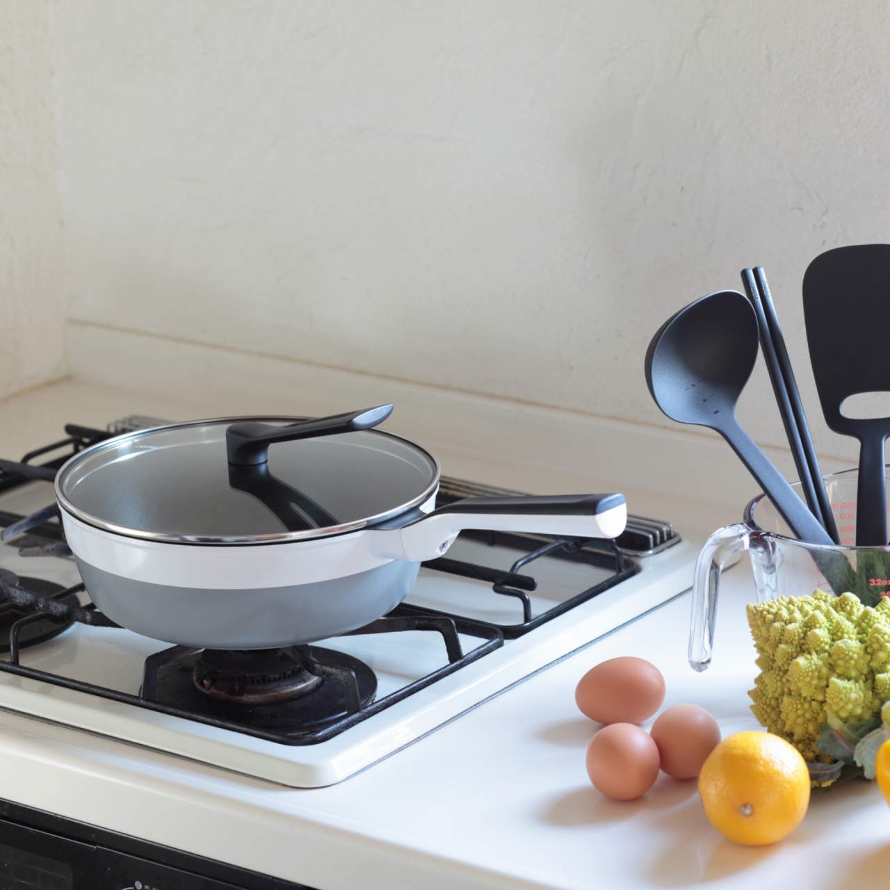 RHF-301 レミパンプラス(ホワイト) ホワイト 24cm（35,000円）