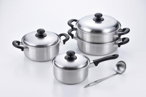 EM-023 燕三 IH対応片手鍋18cm & 両手鍋20cm & 二段蒸し器24cm (お玉付)