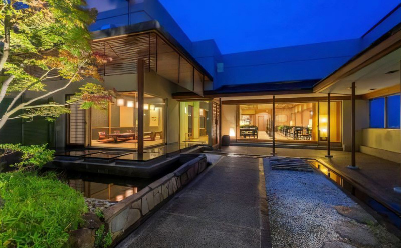 アートホテル上越施設利用券【30,000円券】1枚 アートホテル上越 施設利用券 食事 観光 宿泊 旅行 新潟県 上越市 ホテル