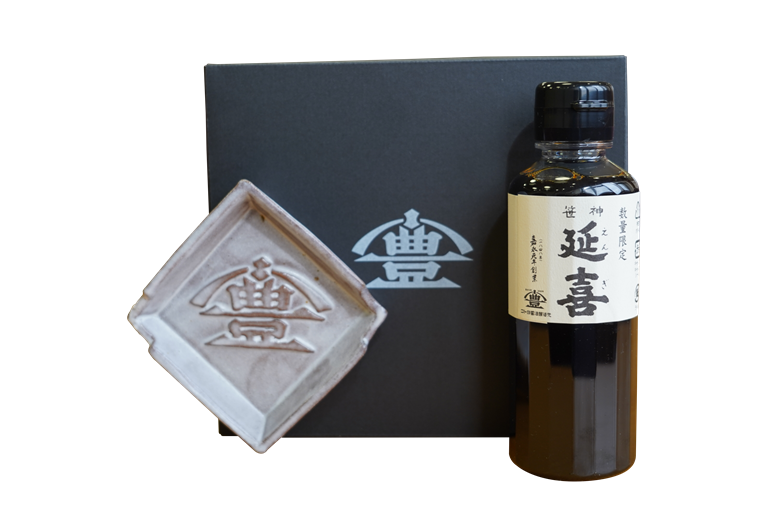 【老舗コトヨ醤油】 醤油皿＆笹神延喜200ml セット 1C18010