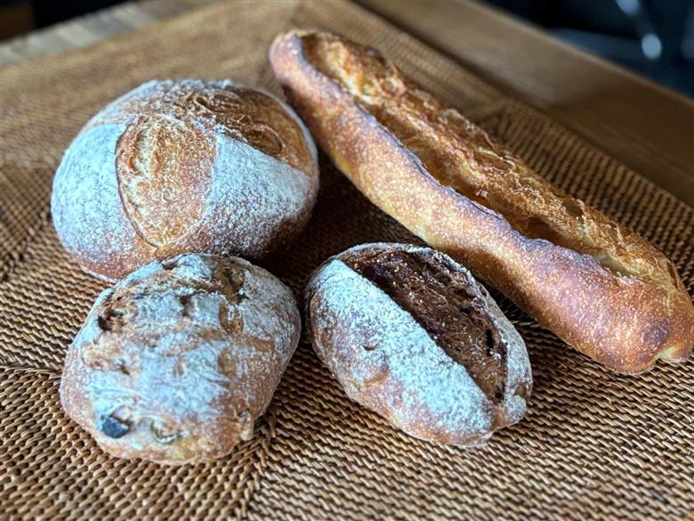 【2回定期便】しょこら亭 カンパーニュブレッド・ベーカリーセレクト 6ヶ月毎×2回 1Z53041