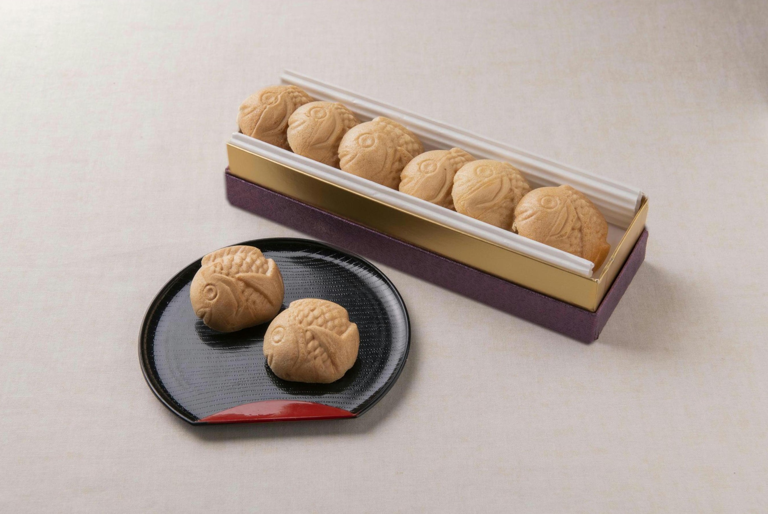 しょこら亭 ECHIGOキャラメル花ショコラ＆鯛チョコセット 1Z64015