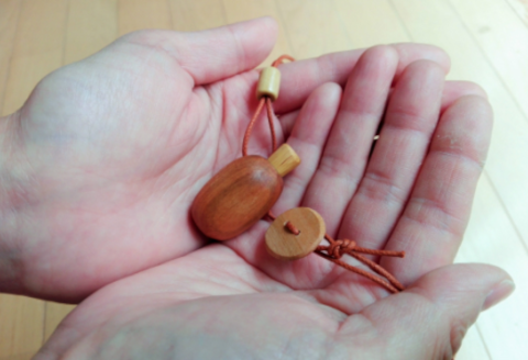Junshin森から作る木製アロマペンダント 2G01011