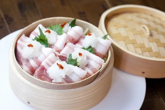 【6か月定期便】純白のビアンカコース 毎月違うお肉をお届け 計4kg超 1D22055