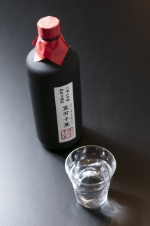 八海山本格粕取り焼酎「宜有千萬」720ml×6本