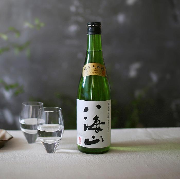 日本酒 八海山 純米大吟醸 720ml 食前・食中酒にオススメ