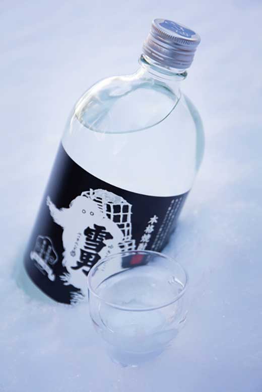 雪国のお酒「雪男」四合瓶日本酒・焼酎セット