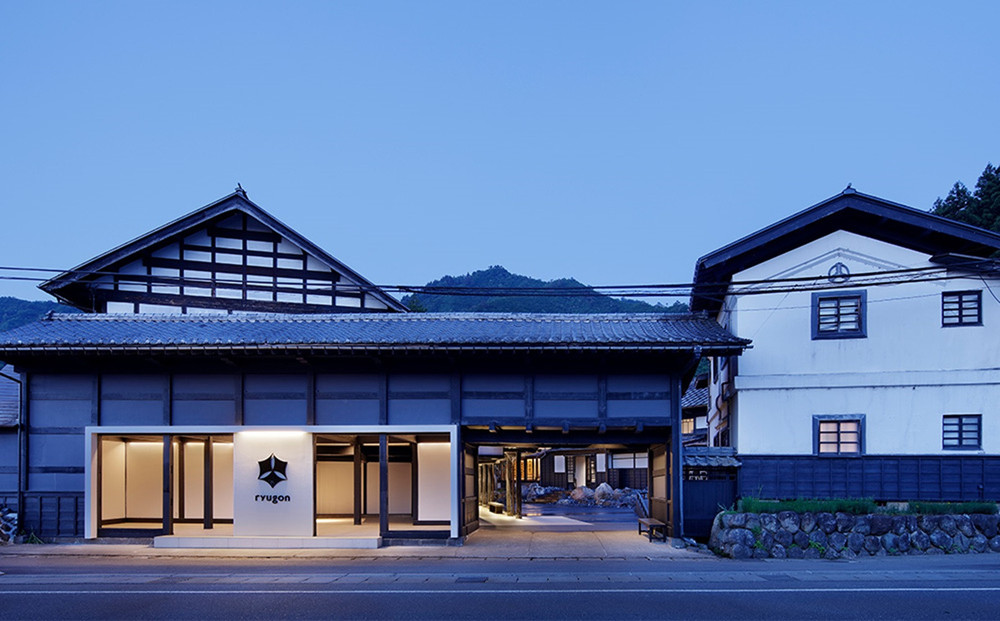 【高島屋選定品】〈龍言（ryugon）〉ご宿泊・食事利用券　100000円税込み
