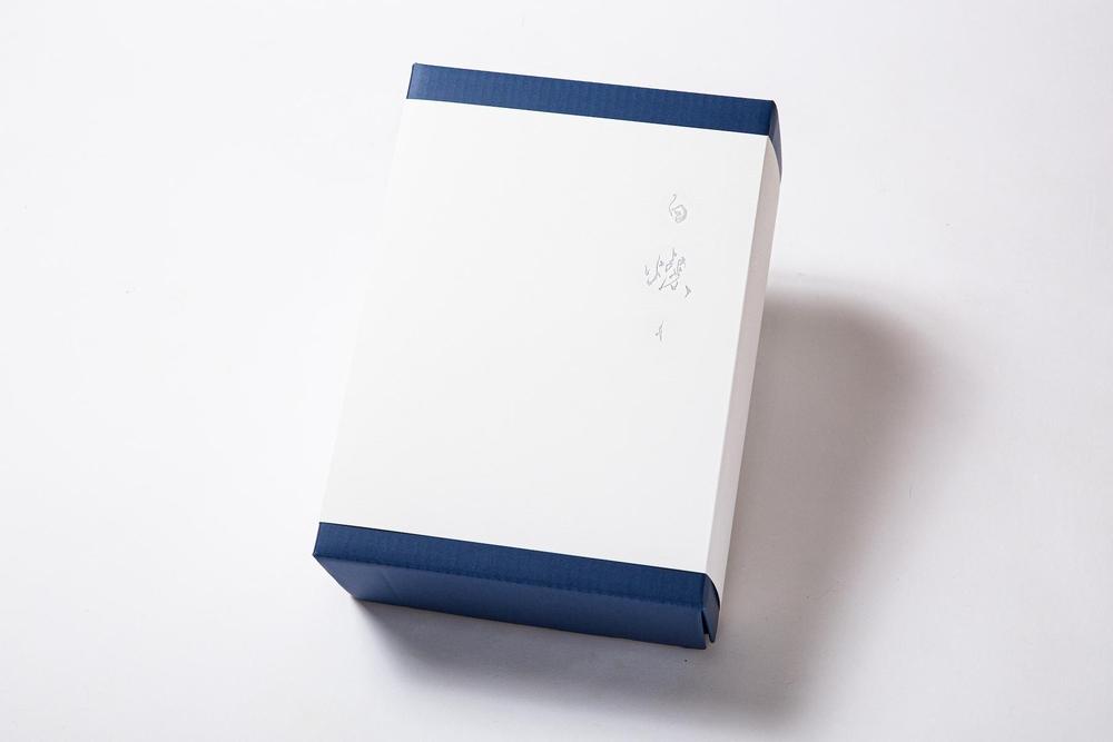 【令和7年産】南魚沼君沢産こしひかり　白燦々5kgギフトボックス入り