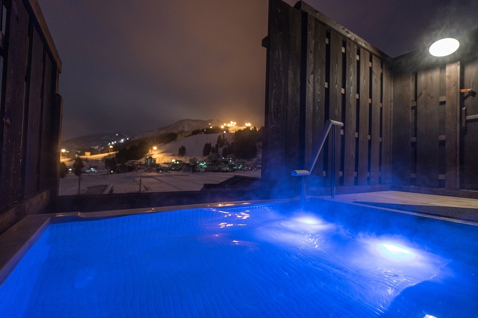 丸山温泉「古城館」宿泊割引券3,000円分×2枚