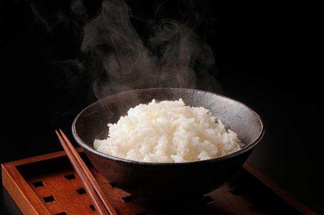 【定期便６回】（毎月下旬お届け）雪蔵氷温米 南魚沼産こしひかり５ｋｇ【高島屋選定品】