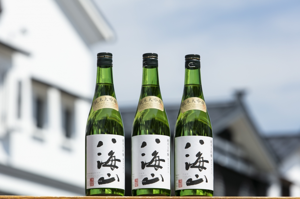 越後の名酒「八海山」純米大吟醸【四合瓶720ml×3本】