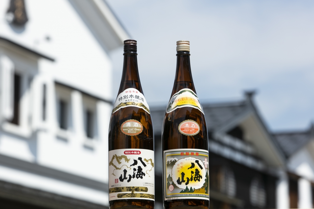 越後の名酒「八海山」清酒・特別本醸造 一升瓶詰合せ