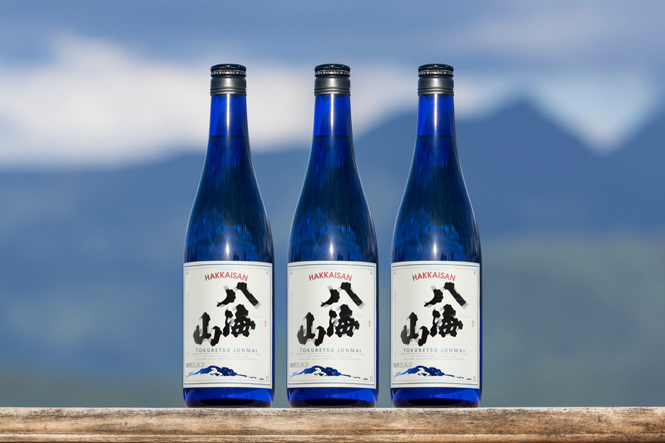 ドジャース公式日本酒 「特別純米酒 八海山」 ブルーボトル 720ml×3本 【お酒 さけ 純米酒 ギフト 人気 おすすめ 送料無料 ドジャース ロサンゼルス】