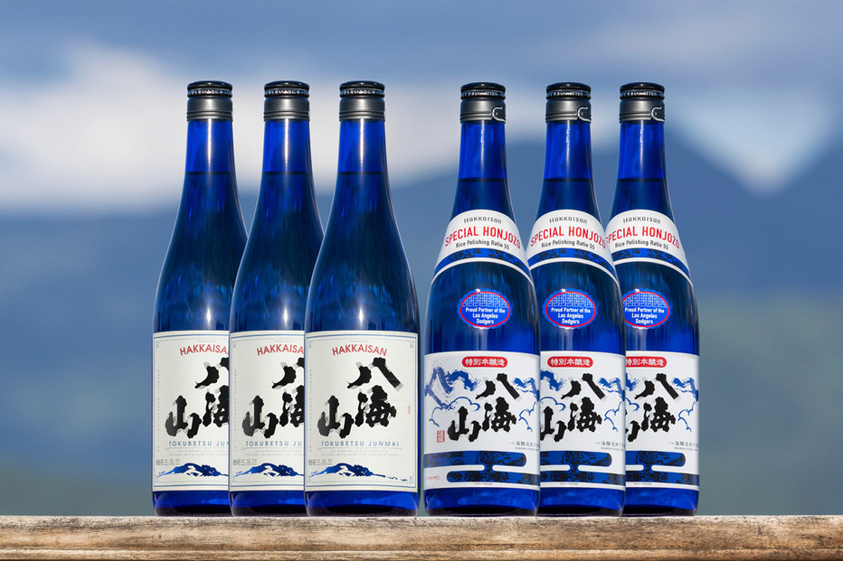ドジャース公式日本酒 八海山「特別本醸造 ・特別純米酒」ブルーボトルセット 720ml×6本 【お酒 さけ 本醸造 純米酒 ギフト 人気 おすすめ 送料無料 ドジャース ロサンゼルス】