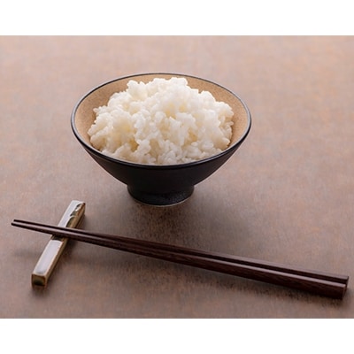 【令和7年産・皇室献上米】「伊彌彦米」(2018年献上) 4kg(2kg×2袋) 新潟県 弥彦村