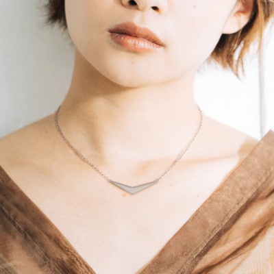 純チタンバーネックレス(V字)42cm