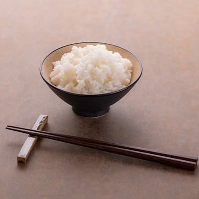 【伊彌彦米とパックごはんセット】精米5kg×1袋 パックごはん2パック ブランド米 新潟県 弥彦村