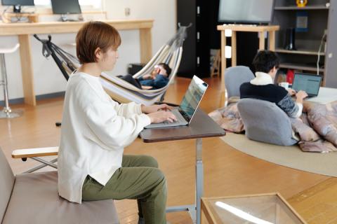 【ドロップイン3回券】越後湯沢コワーキングスペース_移住者・ワーケーション・二拠点居住者が集まるシェアオフィス ギフト 友人にシェアOK 別送対応【レジャー】