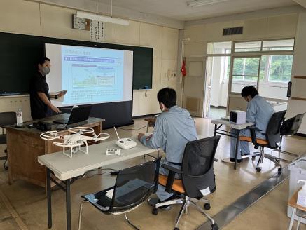 「JUIDA認定」ドローン操縦士講習とドローン安全運行管理者養成講習セット受講券／越後屋ドローンスクール【レジャー】