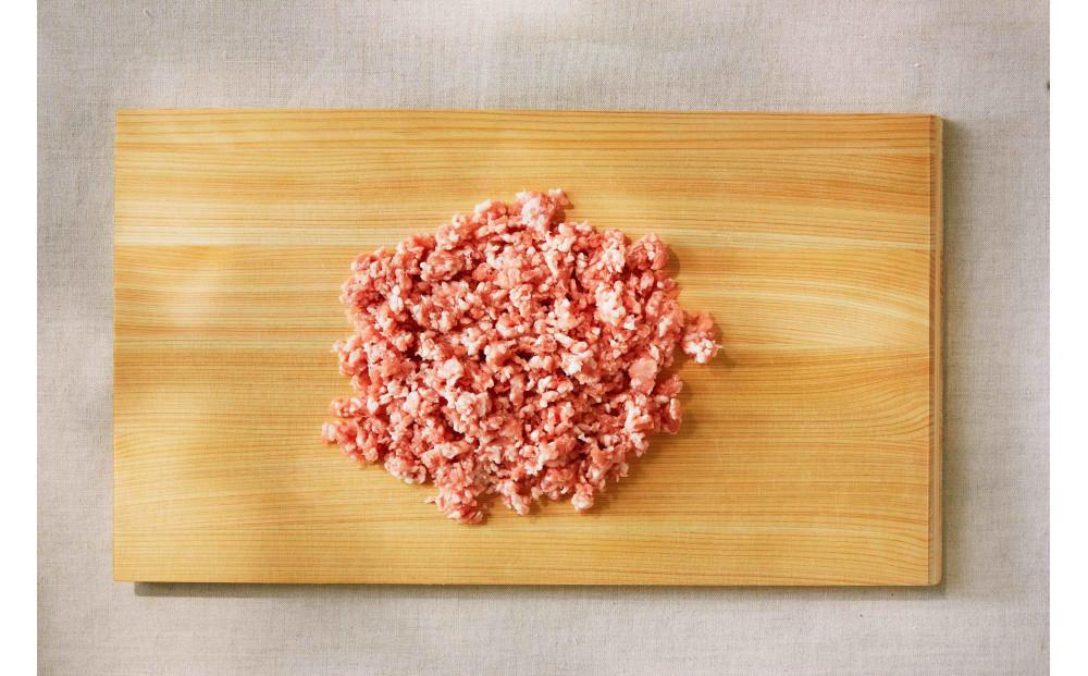 【ボリュームSET】魚沼津南町「鬼の宝ポーク」2.3kg127526-007