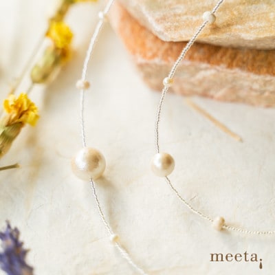 淡水パールとコットンパールのビーズ・ケプラーネックレスセット(白銀・チタンピアス)【配送不可地域：沖縄県】