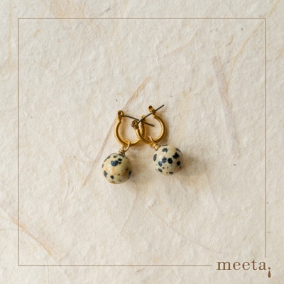 淡水パールとラピスラズリほか天然石12種の着せ替えフープピアスセット【配送不可地域：沖縄県】