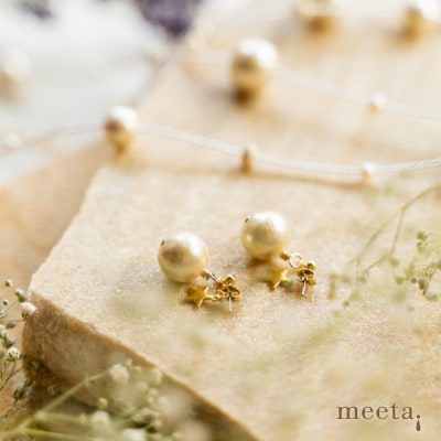 淡水パールとコットンパールのビーズ・ケプラーネックレスセット(白銀・チタンピアス)【配送不可地域：沖縄県】