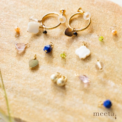 淡水パールとラピスラズリほか天然石12種の着せ替えフープイヤリングセット【配送不可地域：沖縄県】