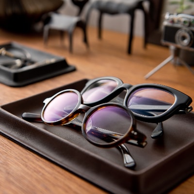 colm レザートレイ　Lサイズ　ブラック　「立体成型で作った本革製トレイ」