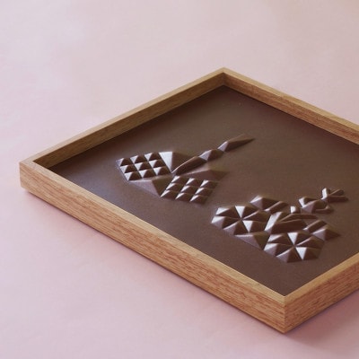 colm ひな人形 ブルー「本革を立体成型してつくった現代のインテリアに馴染むひな人形」