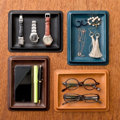 colm レザートレイ　Lサイズ　ブルー　「立体成型で作った本革製トレイ」