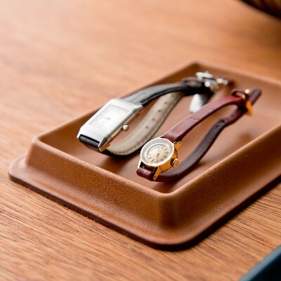 colm レザートレイ　Sサイズ　ブラウン　「立体成型で作った本革製トレイ」