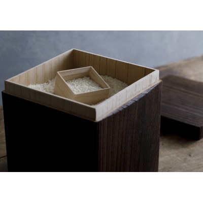 ライスストッカー 焼桐 5kg用　総国産桐使用 天然蜜蝋仕上げ 桐の米びつ