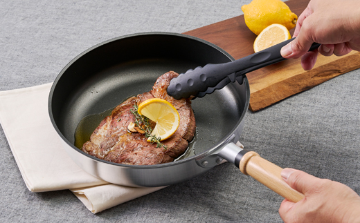 【ガス火用】新マイスタープレミアムフライパン26cm