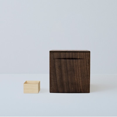 ライスストッカー 焼桐 2kg用　総国産桐使用 天然蜜蝋仕上げ 桐の米びつ